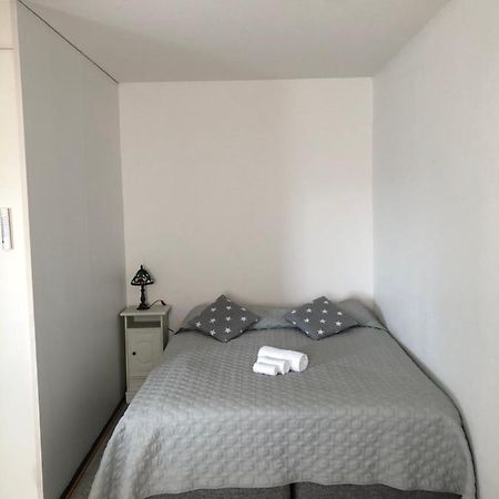 Lovely Apartment Within Walking Distance -Centre Pori Buitenkant foto