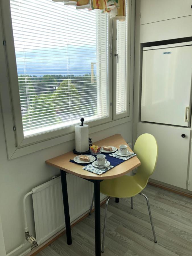 Lovely Apartment Within Walking Distance -Centre Pori Buitenkant foto