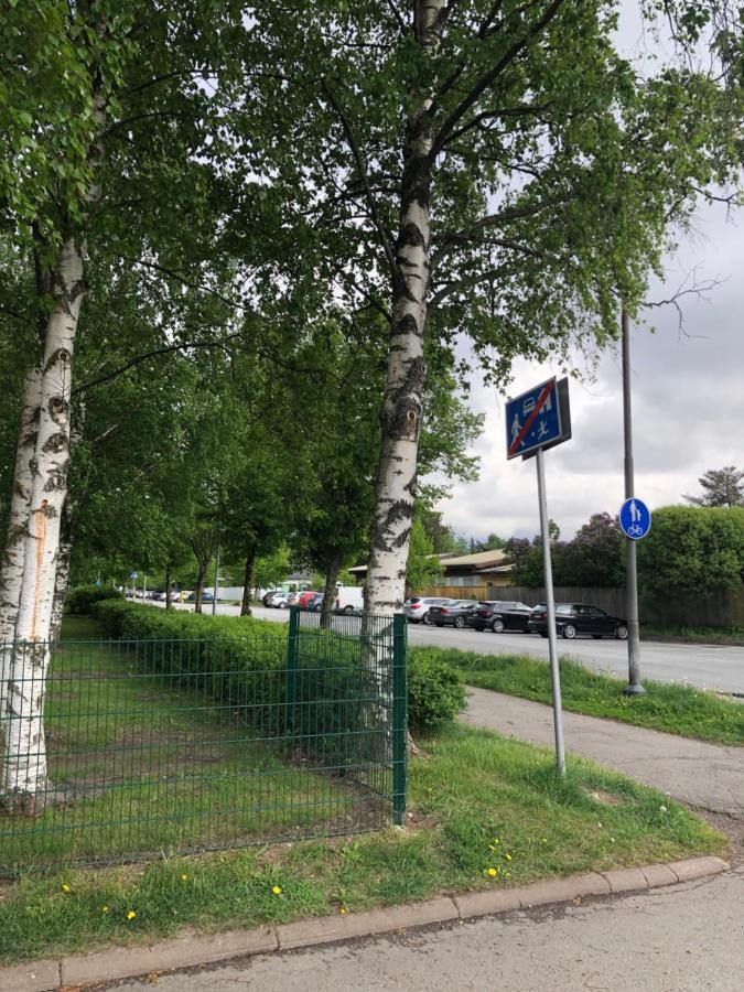 Lovely Apartment Within Walking Distance -Centre Pori Buitenkant foto